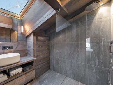 Шале Petit Merle Blanc Комблу