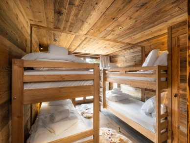 Penthouse Falcon Lodge F21 Meribel