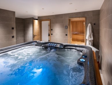 Апартаменты Falcon Lodge B01 Мерибель