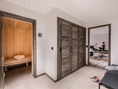 Апартаменты Falcon Lodge D11 Мерибель