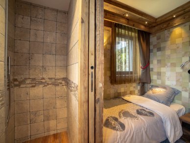 Chalet Bordeaux & Barolo Courchevel 1850
