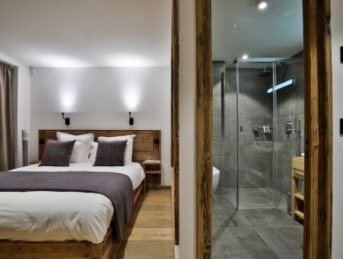 Chalet Black Squirrel Chamonix