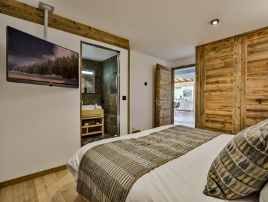 Chalet Black Squirrel Chamonix