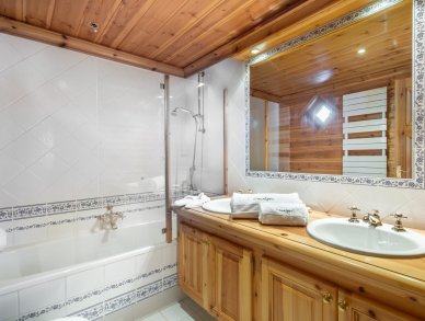 Шале Agathe Blanche Куршевель 1650