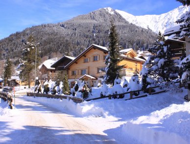 Шале Luegisland Клостерс