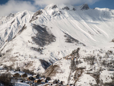 Chalet Pure White Crystal St. Martin de Belleville