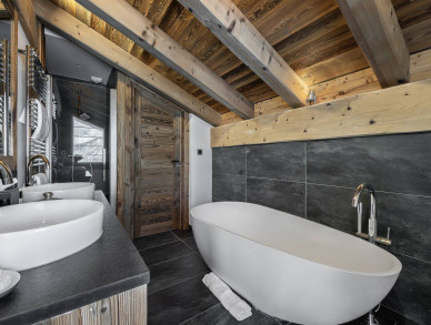 Chalet Pure White Crystal St. Martin de Belleville