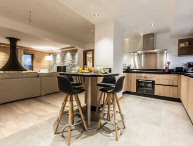 Апартаменты Whistler Lodge B03 Куршевель 1650