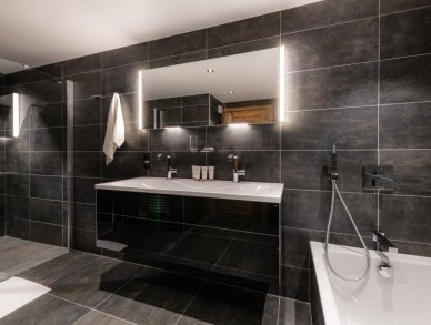  Kinabalu 40 Ле же