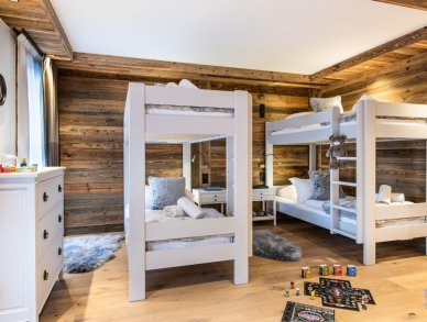  Kinabalu 40 Ле же