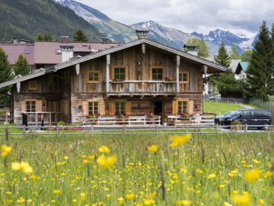 Chalet Tschoder St. Anton